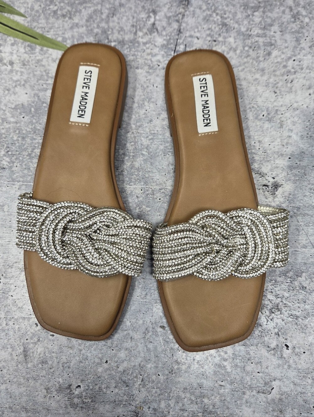 Steve Madden Solar Rhinestone Knotted Twisted Strap Slide Sandals Size 7